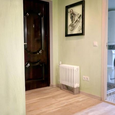 Prime 2Br/Ba Apt Next To Main Station & Olympic Center Λιέπαγια Εξωτερικό φωτογραφία